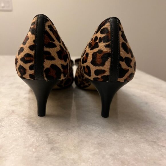 Leopard, faux fur, kitten heel shoes. size 9 1/2. - Picture 4 of 8